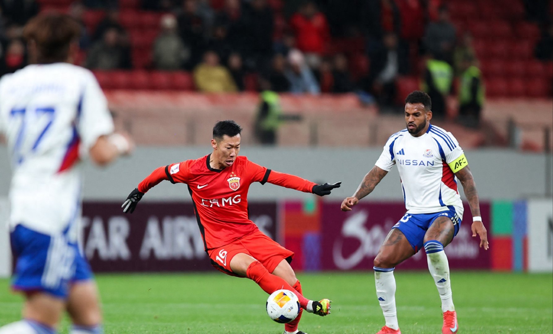 乐竞体育平台-上海海港迎NBA季后赛关键赛；赛前豪取连胜；话题不断；更衣室氛围转暖的简单介绍